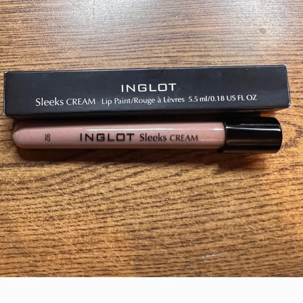 NWT Inglot Sleeks Cream Lip Paint/Rouge#92